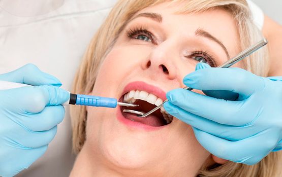Mujer en odontología 